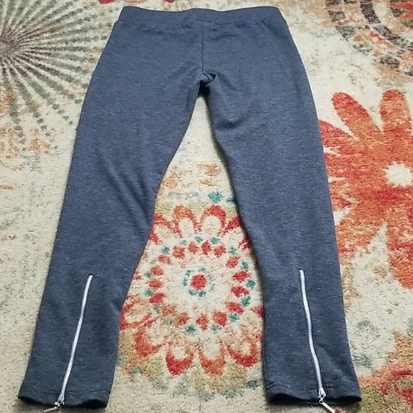 Zip Leggings - Picture 5 of 5